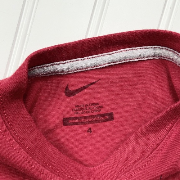 •Nike• baseball graphic tee - Picture 3 of 4